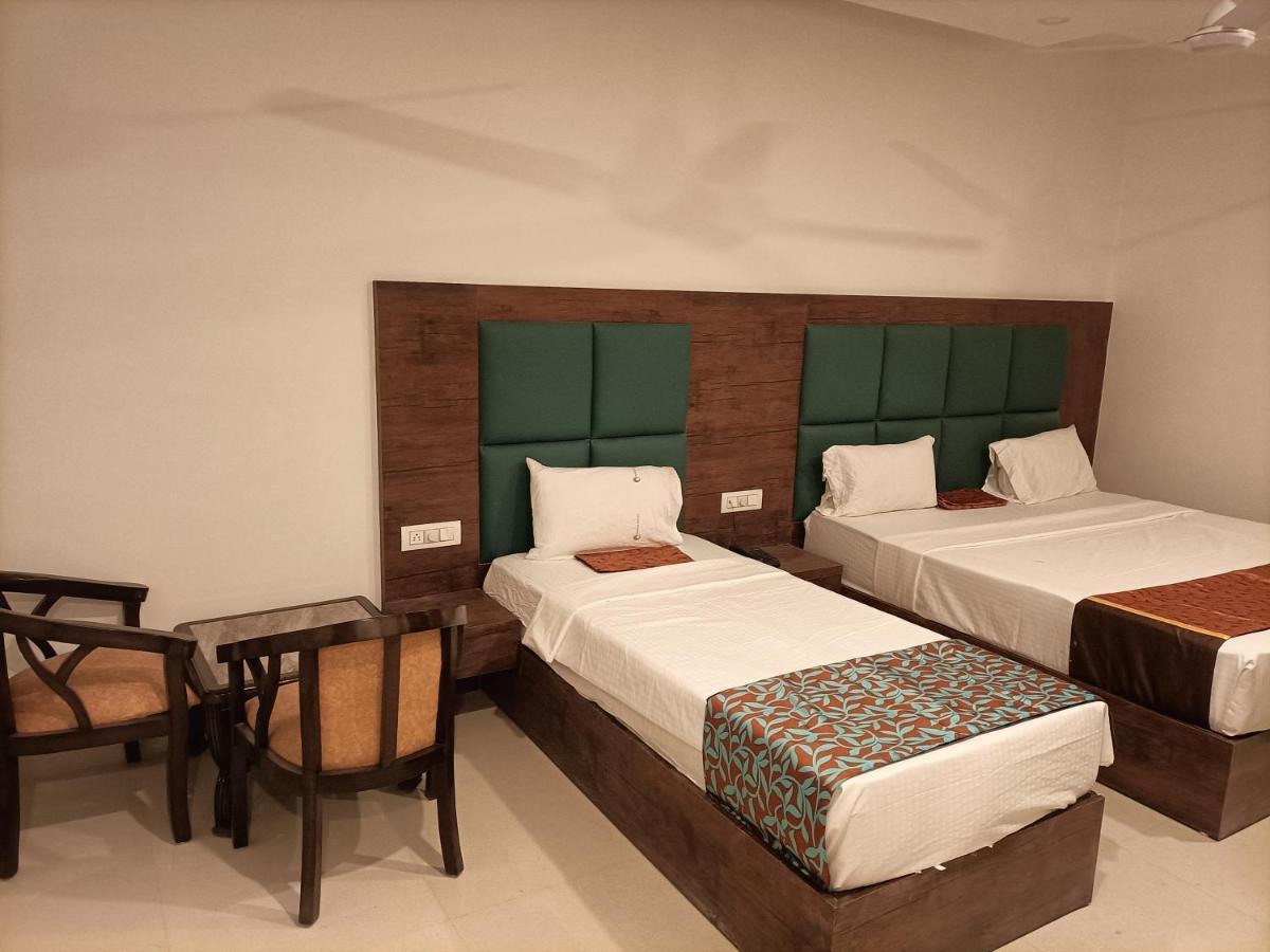 Hotel Ambience Plaza Near Igi Airport Delhi New Delhi