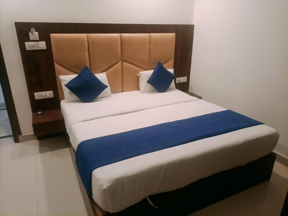 Hotel Ambience Plaza Near Igi Airport Delhi Hotel New Delhi